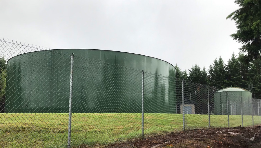 Design of a new 1.2-MG welded steel reservoir to double storage capacity in the Hockinson zone, including multidisciplinary coordination of tank, structural, and coating systems.